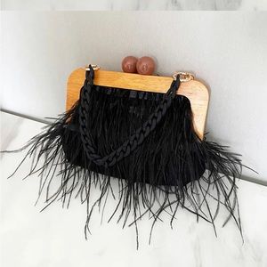 Black Acrylic Chain Wood Frame Shoulder Handbag Plush Purse Ostrich Fur Feathers